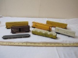 6 HO Scale Illinois Terminal Train Cars including hoppers, boxcars, and more, including Atlas and