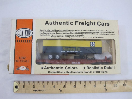 Con-Cor 1/87 HO Scale 54 Ft Flatcar with Santa Fe Trailer, 1987, 6 oz