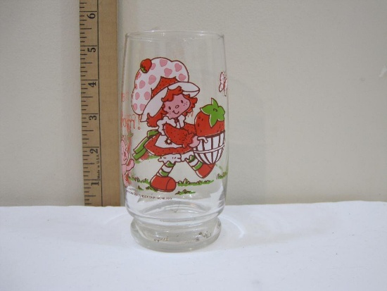 Strawberry Shortcake Glass, 1980 American Greetings Corp, 5 1/8 inch high, 11 oz