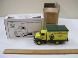 1953 Ford C-600 Mayflower Straight Truck First Gear Mayflower Transit Co. 1/34 Scale Diecast Truck,