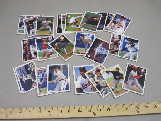 Lot of 1994 Fleer Baseball Cards, 3 oz