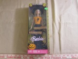Halloween Hip Barbie, 2006 Mattel - NRFB, includes bracelets, 10oz