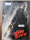 Bruce Willis is Hartigan Frank Miller's Sin City Poster, 2004 Dimension Films Miramax, 27