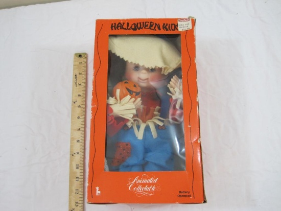 Halloween Kid Scarecrow Animated Collectable, 1993 Santa's Best, in original box, 1 lb 14 oz