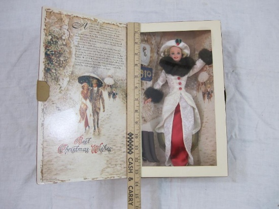 Holiday Memories Barbie, Hallmark Special Edition, NRFB, 1995 Mattel, 14 oz