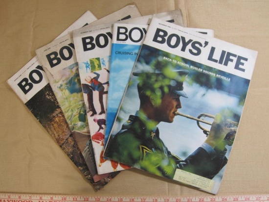 Lot of five vintage Boys' Life magazines including issues from September 1966, June 1971, June 1968,