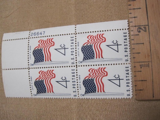 Block of 4 1960 American flag 4 cent US postage stamps, #1153
