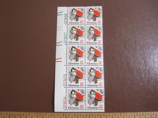 Block of 10 1977 Christmas Mailbox 13 cent US postage stamps, #1730