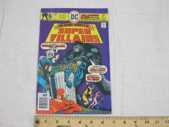 The Secret Society of Super Villains Comic Book No. 1, June 1976, DC Comics, comic has minor wear, 2