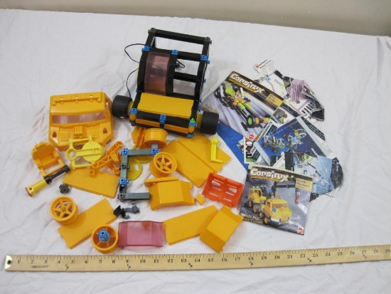 Lot of Construx Plastic Building Pieces including parts of Earth Haulers Building Set, see pictures