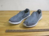 Sketchers Goga Max, show some light wear, Size 12 gray