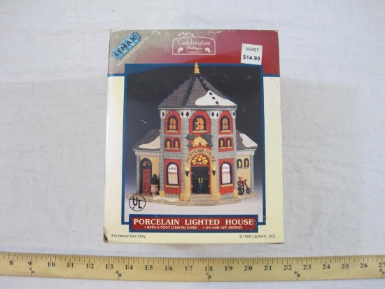 Piedmont Police Station Porcelain Lighted House Caddington Village Lemax Village Collection 1999, 2