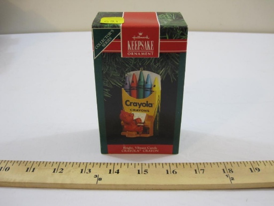 Bright Vibrant Carols Crayola Crayon Hallmark Keepsake Ornament, 1991, in original box, 2 oz