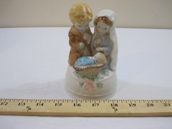 Kinka Porcelain Holy Family Musical Figurine, plays Silent Night, 1990 Enesco, in original box, 15