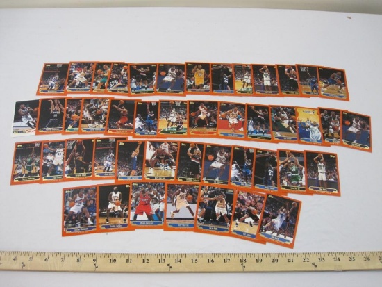 Lot of 1999 Topps NBA Basketball Trading Cards, 4 oz
