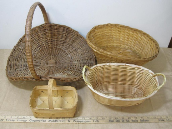 Lot of Four Baskets, Great for Easter Decorating