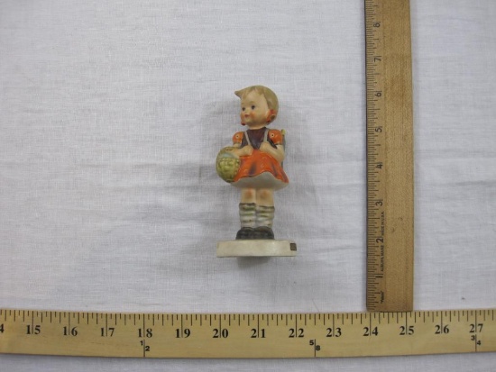 Vintage School Girl Ceramic Hummel Figure, Goebel W. Germany 81/2/0, 4.5", 3 oz
