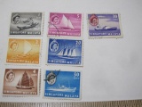Lot of 7 1955 Singapore Malaya Ship postage stamps and an inset photo of Queen Elizabeth II