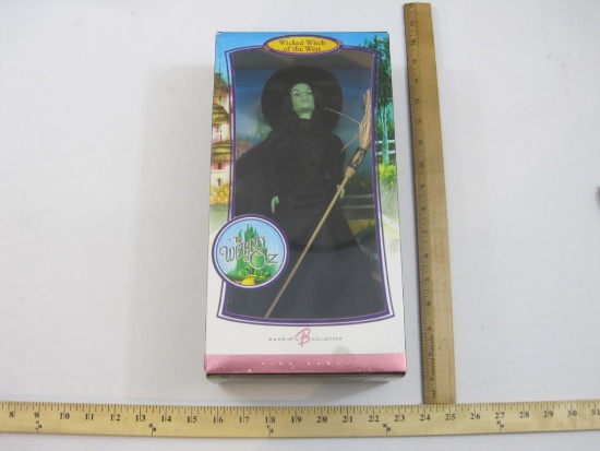 Wicked Witch of the West The Wizard of Oz Barbie Collector Pink Label Doll, NRFB, 2006 Mattel, 1 lb