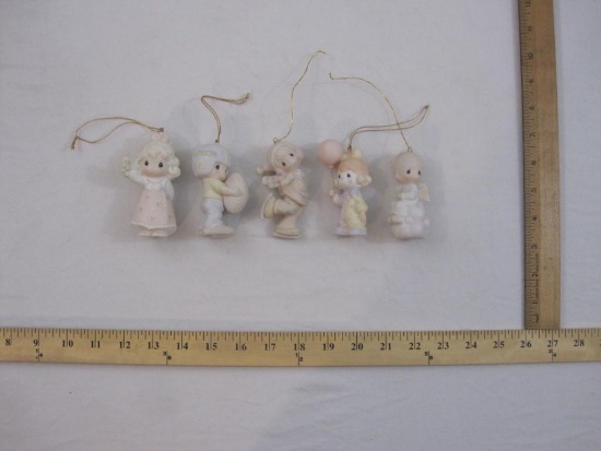 Lot of 5 Porcelain Precious Moments Christmas Ornaments, 7 oz