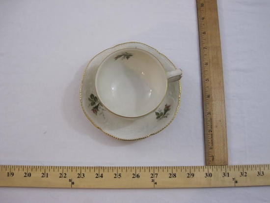Beautiful Tea Cup and Saucer, Classic Rose Collection, Sans Souci Ivory Gold Rimmed, Rosenthal Group