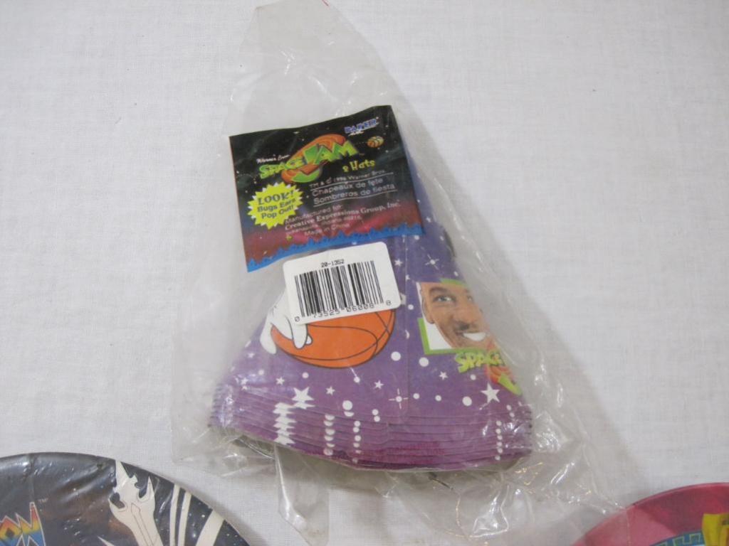 Lot Lot Of Assorted Party Supplies Including Sealed Pack Of 8