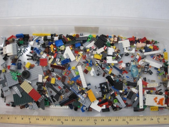 Two Pounds of Assorted Lego Parts and Pieces, see pictures