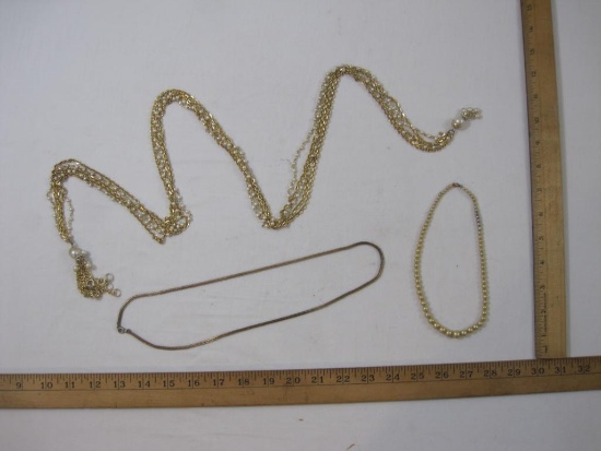 Lot of Assorted Gold Tone Necklaces and Belt, 3 oz