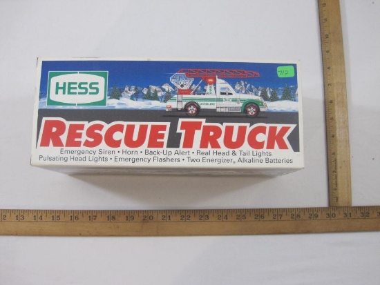 1994 Hess Rescue Truck in original box, 2 lbs 1 oz