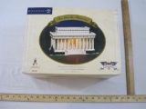 Department 56 The Lincoln Memorial, American Pride Collection, in original box, 6 lbs 1 oz