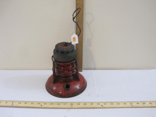 Red Dietz No. 40 Traffic Gard Lantern with Red Dietz no. 40 Glass Globe, 2 lbs