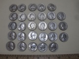 Twenty-eight Bicentennial US Quarters, 1976 ($7.00 face value)