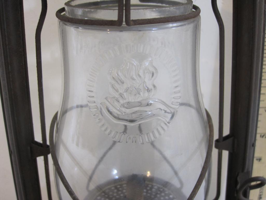 Feuerhand Nier Kerosene Lantern No. 257 with | Proxibid