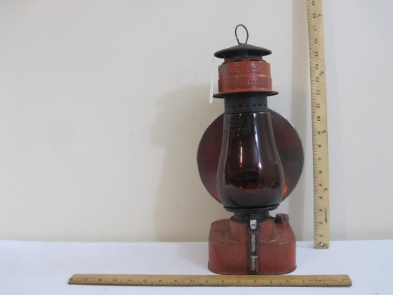 Vintage Dietz 25 Kerosene Caboose Lantern with Dietz Red Glass Globe, 3 lbs 3 oz