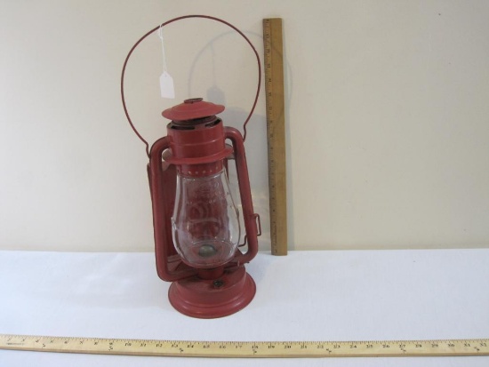 Dietz No. 7 Blizzard Dash Lamp, red lantern with Dietz Fitzall clear glass globe, 2 lbs 10 oz