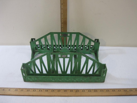 Lionel Pre-War Metal Green Railroad Bridge, standard gauge, 2 lbs