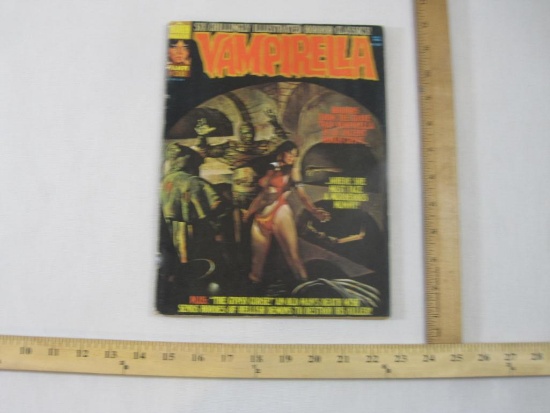 Vampirella Comic Book No. 38, November 1974, Warren Magazine, see pictures for condition, 5 oz