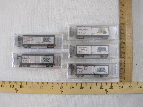 Five Micro Trains Line N Scale State 40' Standard Box Car with Plug Door Train Cars including
