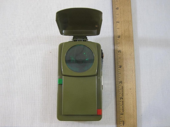 Vintage Battery-Operated Military Pocket Red/Green Signal Light, 7 oz