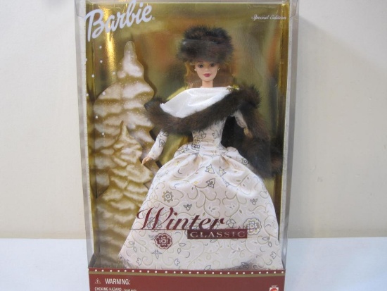 Winter Classic Special Edition Barbie, SEALED, 2001 Mattel, 14 oz