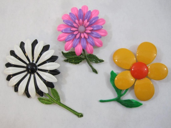 Three Bright Vintage Floral Pins, 4 oz