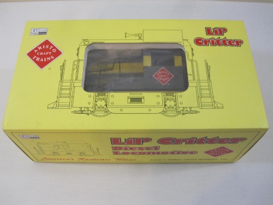 Aristo Craft Trains Lil' Critter Diesel Locomotive Track Maintenance Service Lil Critter Club Car