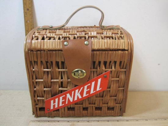 Henkell Wicker Beer Carrying Case 1lb6oz