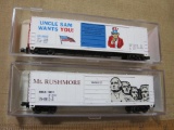Two N Scale Life-Like Box Cars 50' Evans Mount Rushmore 22001, Evans 50' Uncle Sam 10048 US8993 4oz
