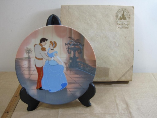 Walt Disney's Cinderella "So This is Love" Knowles Collectible Plate, No 4250B 1989 in original box