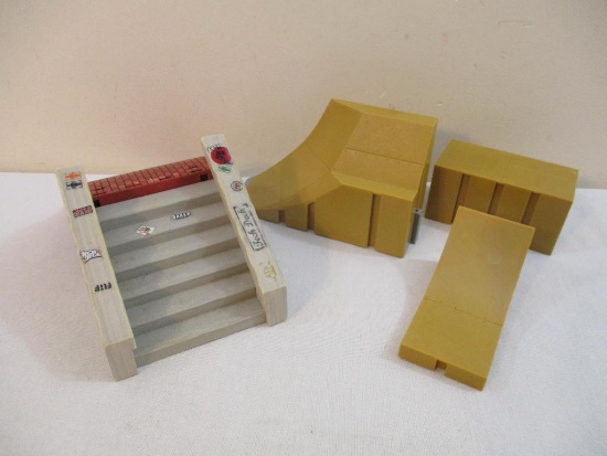 Lot of Tech Deck Miniature Skateboard Ramps and Pieces, Spin Master LTD and more, 1 lb 8 oz