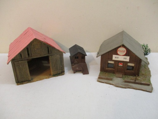 Lot of Train Display Buildings including Wooden Night Spot and more, 1 lb 3 oz