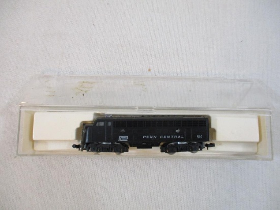 Trix (Western Germany) N Scale Penn Central Diesel Locomotive, 5 oz