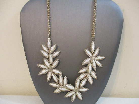 Beautiful Talbots White Bead and Rhinestone Floral Gold Tone Necklace, 2 oz