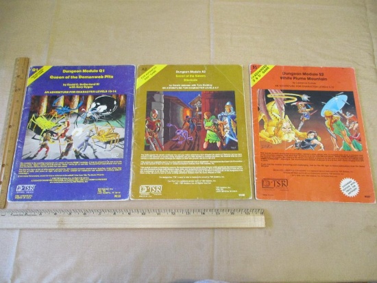 Dungeons & Dragons Dungeon Modules: Q1 Queen of the Demonweb Pits 1980, A2 Secret of the Slavers